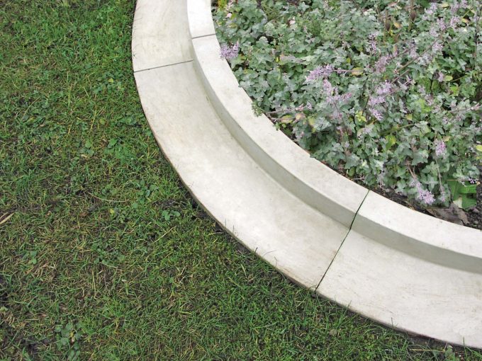 Arcadian Lawn Edging External Curve Radius 1000mm
